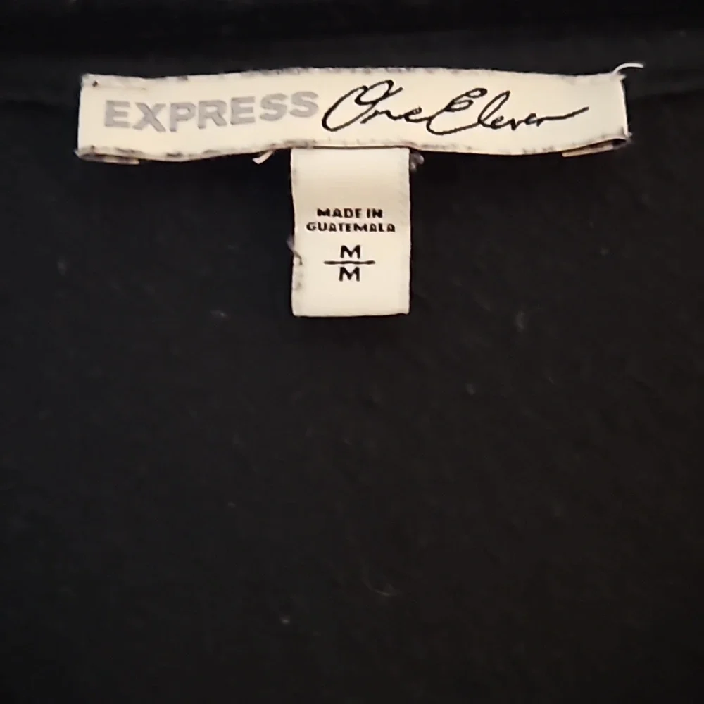 Express black short sleeve top - Picture 2 of 3